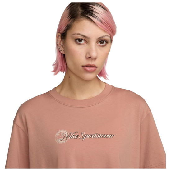 Nike Γυναικεία κοντομάνικη μπλούζα Crop Tee Nike Γυναικεία κοντομάνικη μπλούζα Crop Tee